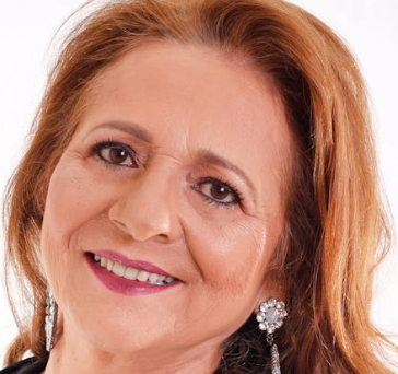 <em>Susana M</em>